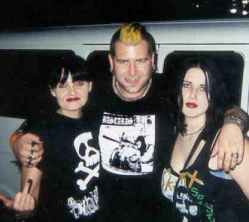 Drea & Kel outside of the Unseen/Forgotten show w/ lead singer Gordy of the forgotten