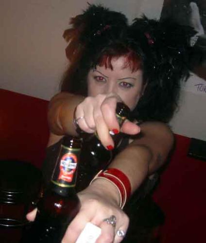 Look here you Yankees, THIS is beer ;-p  (And a drunk...)