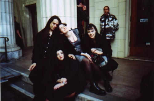 Devin, Ickgirl, Trish (not a shmengy girl), and Rae in the front.

aren't we a happy bunch?