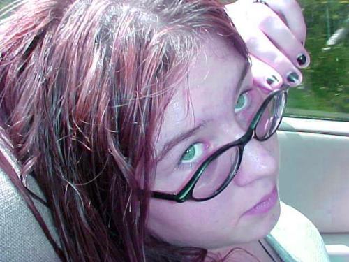 Yes.... random picture... though i love my eyes in this :)