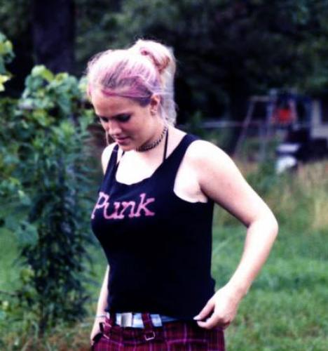 This is trasha from this site which also happens to be my best friend Tasha.  She asked me to post a nice picture of her....and I didn\'t know for sure what was considered nice.  This is what I came up with. -Sindel